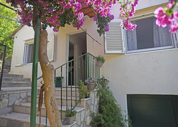 Veronika Feriehus Veliki Drvenik