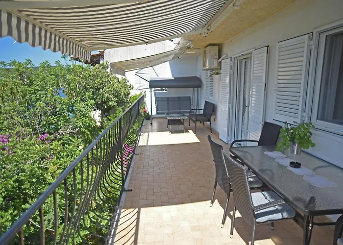 Veronika Veliki Drvenik