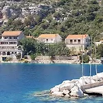 Nyaraló Veronika