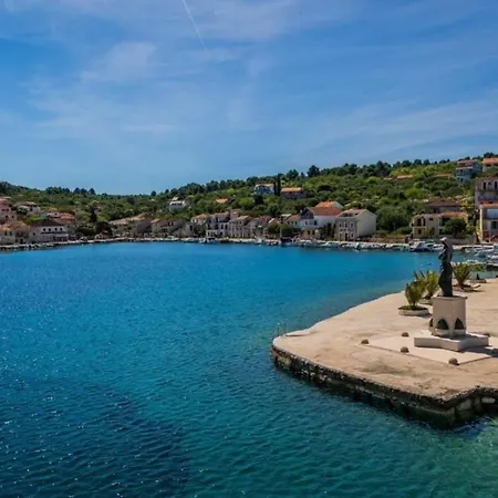 Veronika Hébergement de vacances Veliki Drvenik